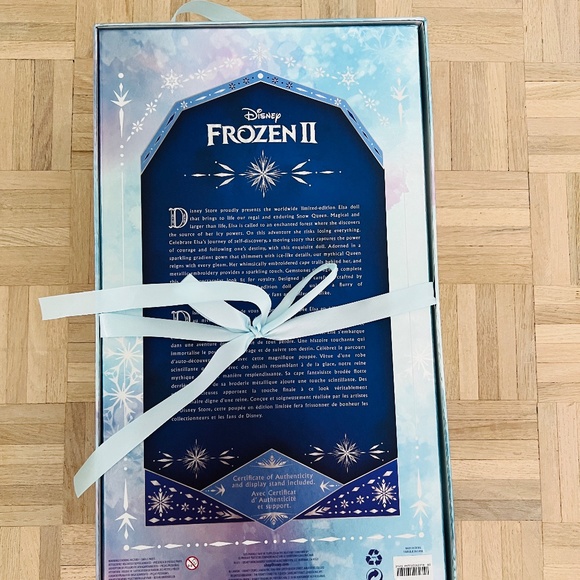 Disney Store - Frozen 2, Snow Queen Elsa Limited Edition Doll, NRFB - Picture 2 of 3